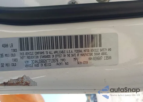 2019 Jeep Compass Latitude 4X4 from USA, damaged, VIN 3C4NJDBB2KT713576